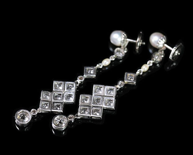 Pendentif Boucles d’oreille Art Déco 1925 en platine, diamants et perles fines. 58 Facettes