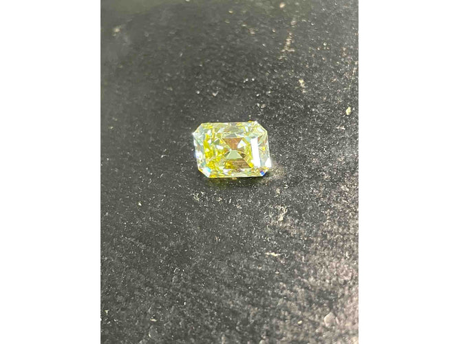 Objet d'investissement - Diamant de couleur véritable de 4,80 carats (certifié) 58 Facettes 4