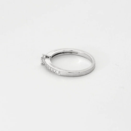 Bague 52.5 Bague solitaire en or blanc 18K avec diamants (0,28 ct) 58 Facettes 58FC155