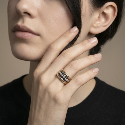 bague-poiray-or-jaune-saphirs-et-diamants.jpg