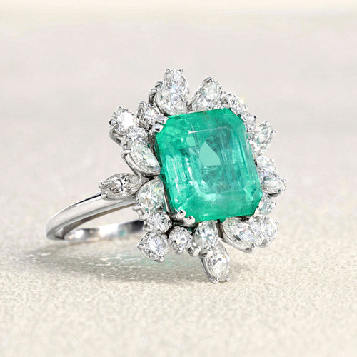 Bague 54 Bague en or blanc, émeraude de Colombie et diamants 58 Facettes OC-61300090