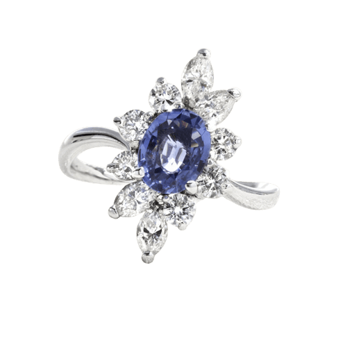 Bague 57 Bague marquise en or gris, saphir et diamants 58 Facettes 61100105