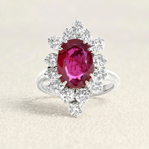 Bague 50 Bague en or gris, rubis birman et diamants 58 Facettes OC-61600017