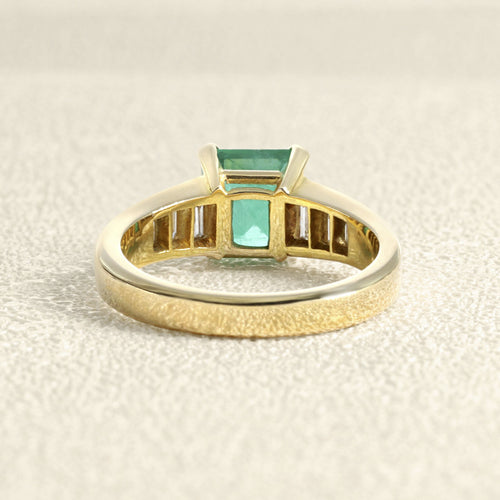 Bague 55 Bague - Émeraude et diamants en or jaune 58 Facettes OC-61300086