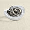 Bague 54 Bague en or gris avec diamants blancs et noirs 58 Facettes 61E00437