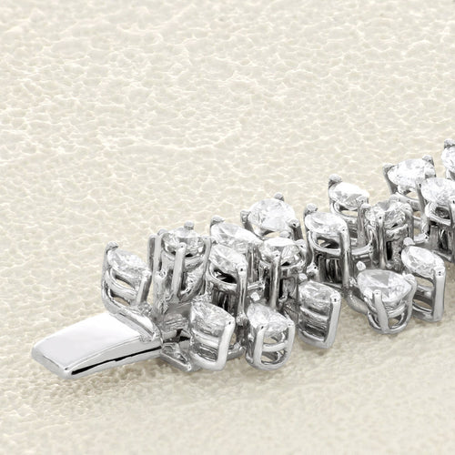 Bracelet Bracelet rivière en or gris et diamants 58 Facettes 62100095
