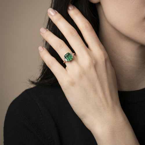 bague-or-jaune-emeraude-et-diamants.jpg