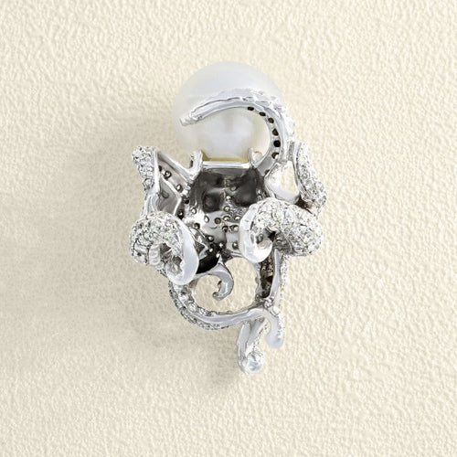 Bague 52 Bague pieuvre en or blanc 18 carats, perle et diamants 58 Facettes 61400017