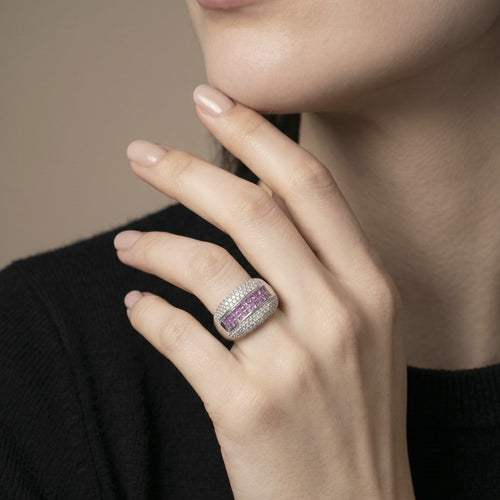 Bague 54 Bague en or gris 18 carats avec saphirs et diamants 58 Facettes 61100002