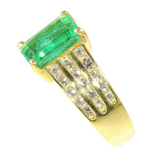 Bague 51 Kutchinsky - Bague de fiançailles en or jaune 18K émeraude 2,33 ct et diamants 58 Facettes 13262-0119