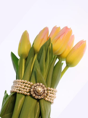Bracelet Bracelet victorien en or rouge 18k, argent, perles et diamants 58 Facettes 16323-0044