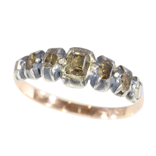 23331-0140.p00_Whispers of the Past  A Baroque Diamond Ring from 1700-en.jpg