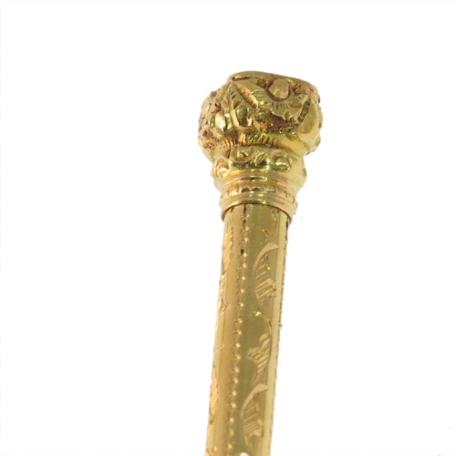 Montre Nécessaire de couture ancien en or jaune 18 ct, France 58 Facettes 23360-0344
