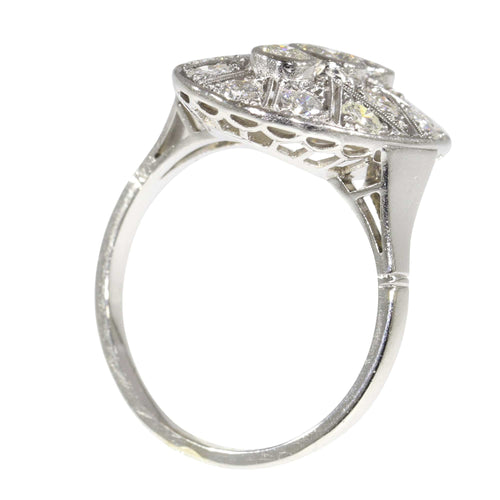 Bague 58 Bague Art déco années 1950 en platine et diamants 58 Facettes 24002-0085