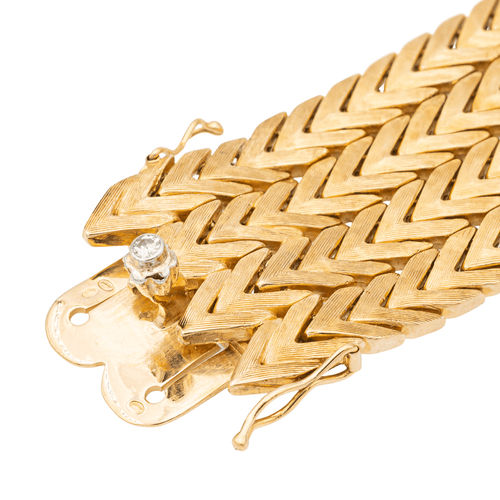 Bracelet Bracelet manchette en or jaune et or blanc, diamants 58 Facettes 1165771CN