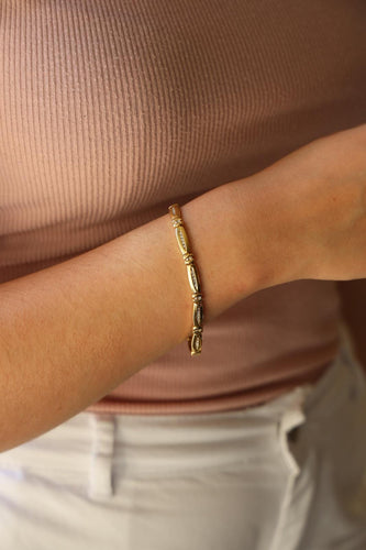 Bracelet Bracelet en or jaune et diamants 58 Facettes 2314034CN