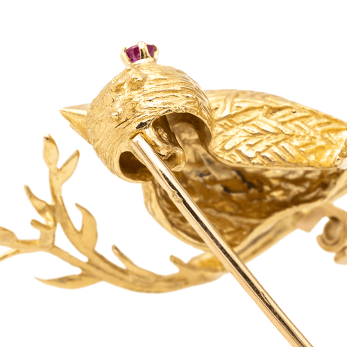 Broche Boucheron - Broche oiseau en or jaune et rubis 58 Facettes 3246212CN