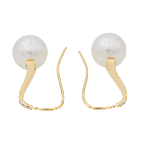 Boucles d'oreilles Boucles d'oreilles en or jaune 18 carats avec perles et diamants 58 Facettes 3230368CN