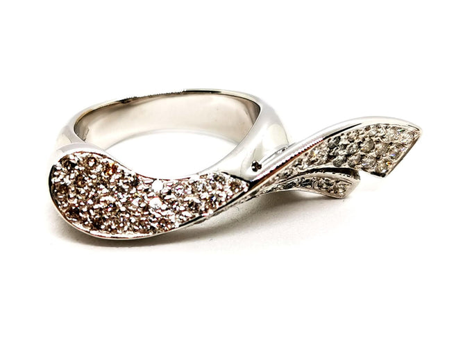 Bague 54 Bague vague en or blanc 18 carats sertie de diamants 58 Facettes 1523671CN