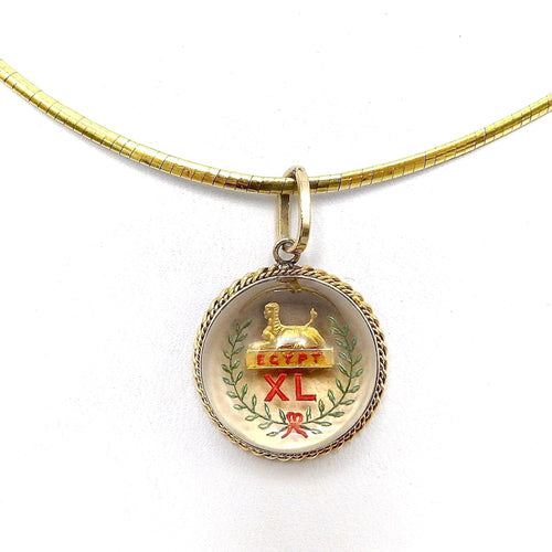 Pendentif Pendentif victorien Essex crystal sphinx en or jaune 14K 58 Facettes