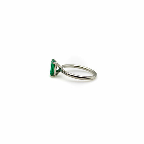 Bague Bague solitaire en platine avec émeraude et diamants 58 Facettes