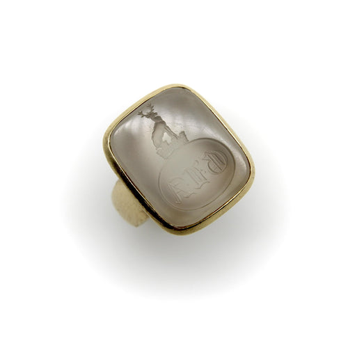 Bague Époque victorienne - Bague chevalière intaille blason cerf en or 14K et quartz 58 Facettes A2001E
