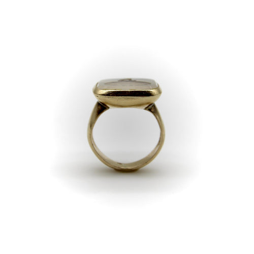Bague Époque victorienne - Bague chevalière intaille blason cerf en or 14K et quartz 58 Facettes A2001E