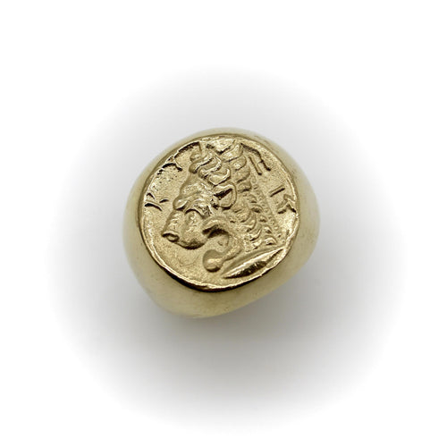 Bague Bague chevalière vintage tête de lion en or 14k 58 Facettes A2002J