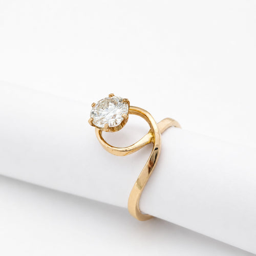 Bague 53 Bague solitaire en or jaune 18 carats et diamant 58 Facettes 33781