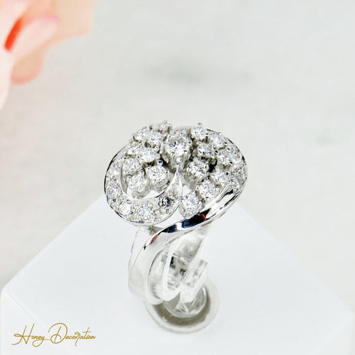 Bague 50 Bague en or blanc 14 carats avec diamants 58 Facettes 2319