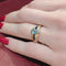 https://18carats.fr/wp-content/uploads/2025/12/33702-34388-Bague-en-or-jaune-saphirs-et-aigue-marine.jpg