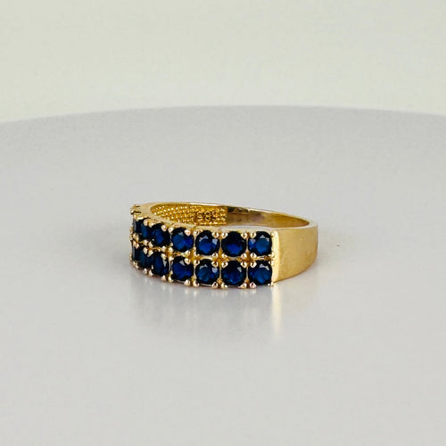https://cdn.shopify.com/s/files/1/0829/5212/6812/files/VintageRinggoudblauwesaffieren.jpg?v=1771258027