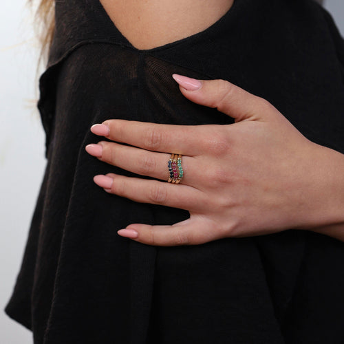Bague 54 Bague chevron vintage en or jaune 14 carats et saphirs bleus 58 Facettes 2505009