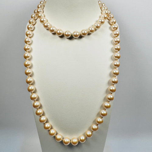 https://cdn.shopify.com/s/files/1/0829/5212/6812/files/KettingFauxParels.jpg?v=1770812522