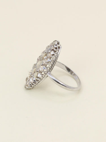 Bague 53 Bague marquise ancienne en or blanc 18 carats et diamants 58 Facettes 1142.3