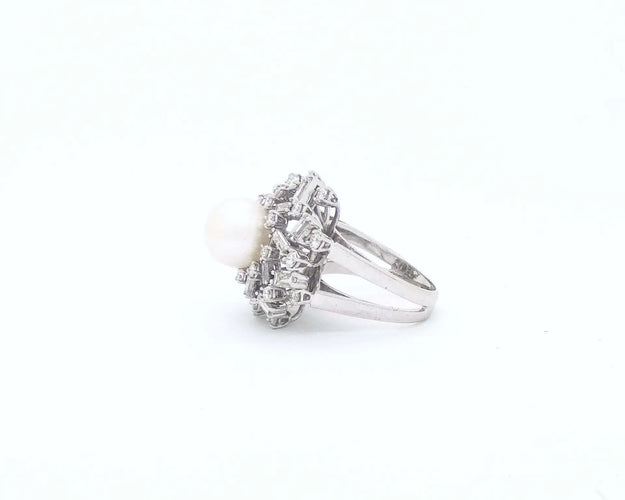 Bague Bague en or blanc 18 ct avec perle australienne et diamants 58 Facettes 5669