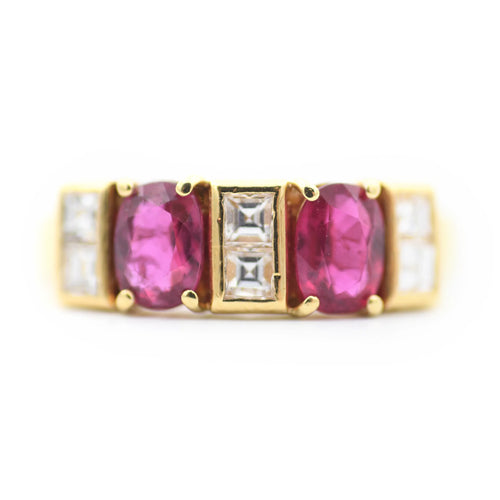 Bague Bague en or jaune 18 kt avec rubis et diamants 58 Facettes 9879