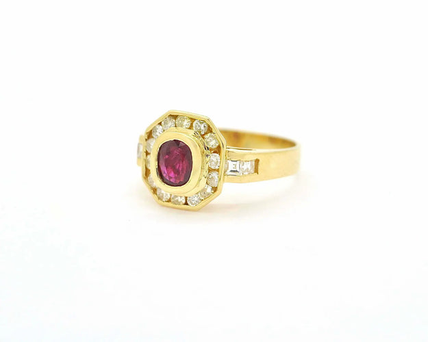 Bague Bague en or jaune 18 ct avec rubis birman 0,50 ct et diamants 58 Facettes 10292