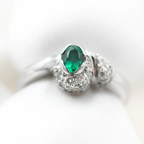 Bague Bague en or blanc 18 carats avec émeraude 0,30 ct et diamants 58 Facettes 14199
