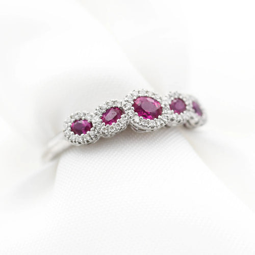 Bague 59 Bague en or blanc 18 ct avec rubis et diamants 58 Facettes 14638