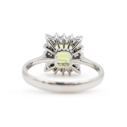 Bague 54 Bague en or blanc 14 carats avec péridot et diamants 58 Facettes 17974