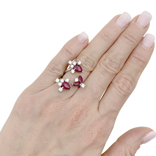 Bague 48 Bague ouverte en or blanc, rubis et diamants 58 Facettes 35094