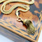 Collier Chaîne victorienne longue à maillons fantaisie en or 14K avec pampille émaillée 58 Facettes