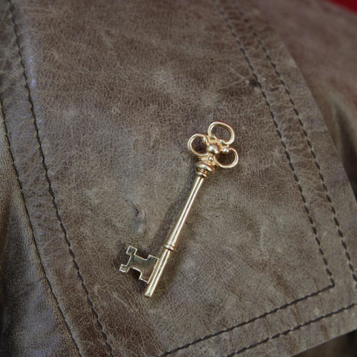 Broche Tiffany & Co. - Broche clé vintage en or 14k 58 Facettes A2006S