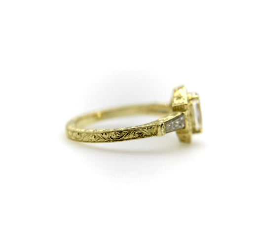 Bague Bague hexagonale en or jaune 18k avec diamants 58 Facettes