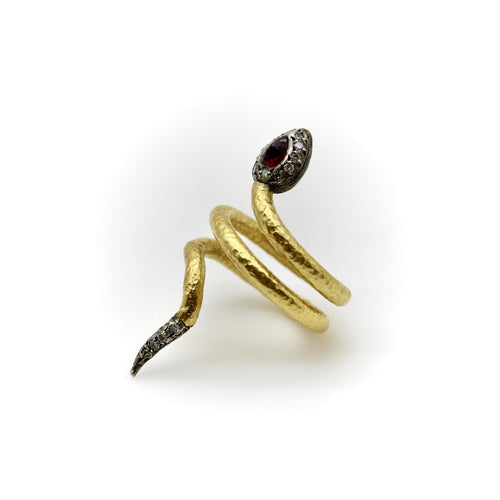 Bague 57 Bague serpent vintage en or 22k, argent, rubis et diamants 58 Facettes A2005J