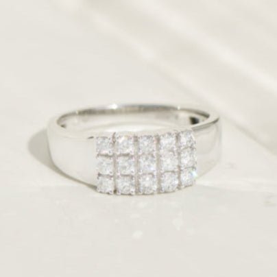 Bague 57 Bague en or blanc 14K avec 15 diamants taille brillant 58 Facettes 3230-11