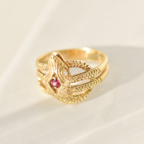 https://cdn.shopify.com/s/files/1/0442/6560/3235/files/vintage-schlangenring-mit-rubin-aus-14k-goldhoney-jewelry-7346517.jpg?v=1772565399