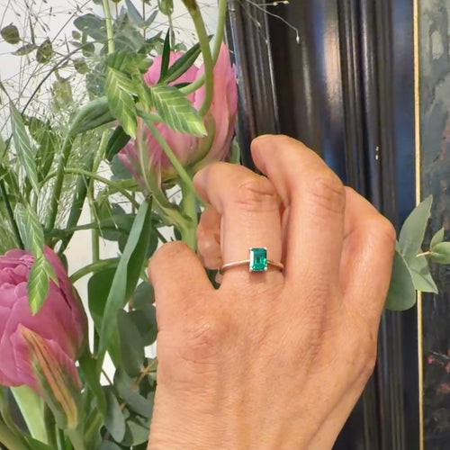 Bague 55 Bague solitaire à émeraude rectangulaire en or jaune 14 carats 58 Facettes A155E8BFB3934FFEA196CC8814C67B70