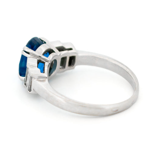 Bague 52.5 Bague en or 18 carats avec saphir du Sri Lanka et diamants 58 Facettes 6B566EEB88714D8499AE53E30609AC70